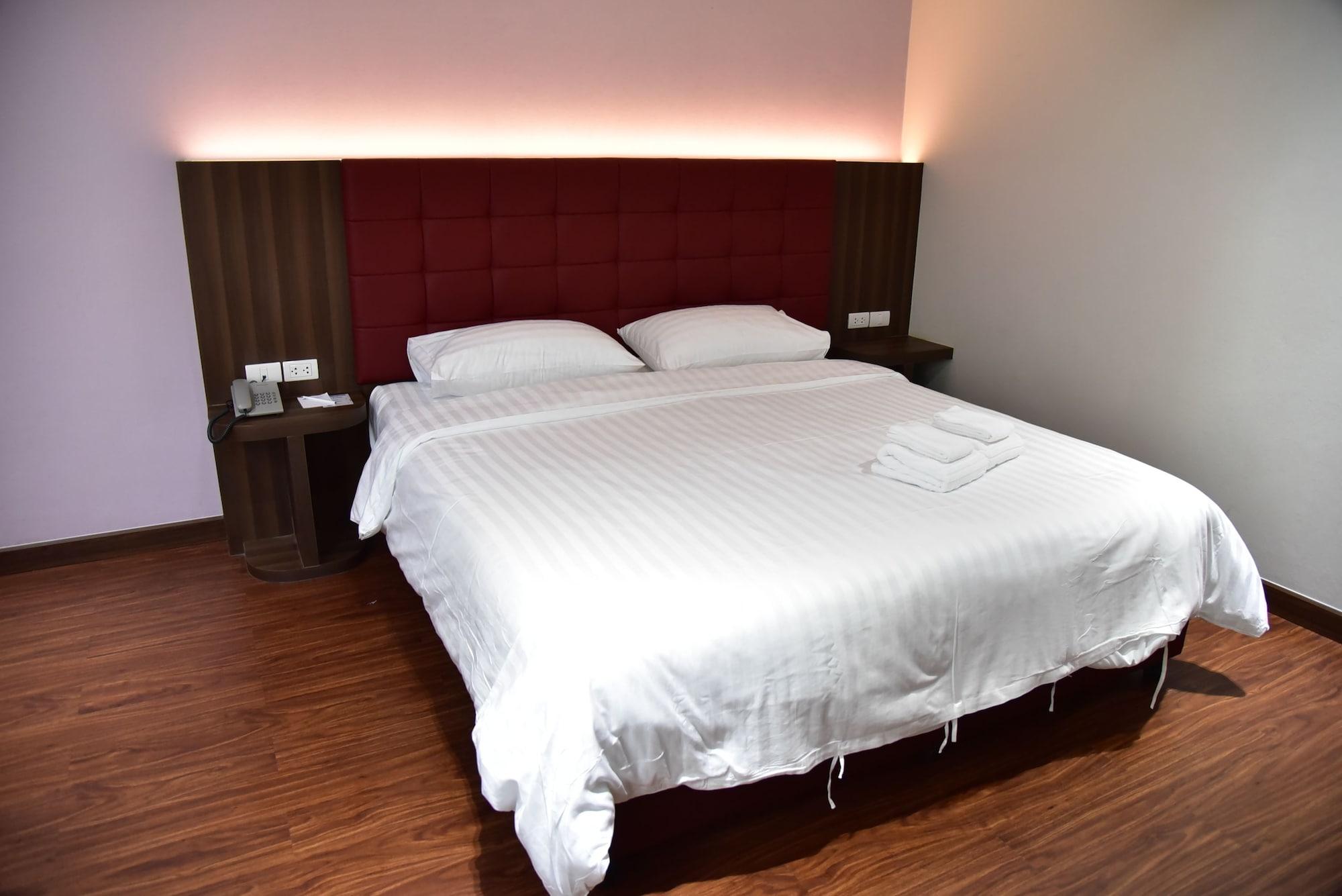 Grand Pink Hotel Hatyai Hat Yai Extérieur photo