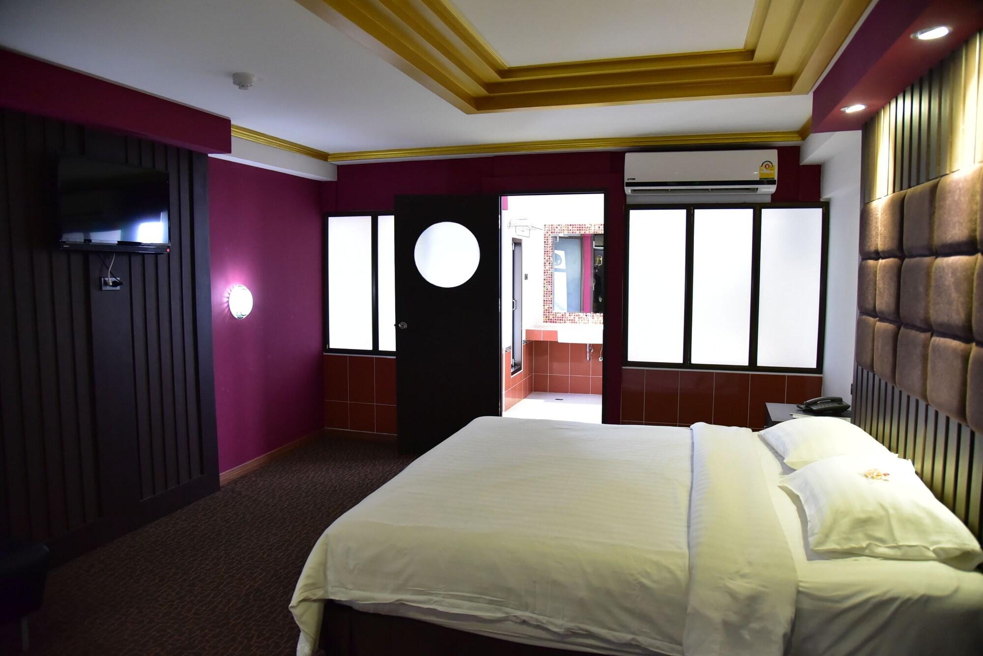 Grand Pink Hotel Hatyai Hat Yai Extérieur photo