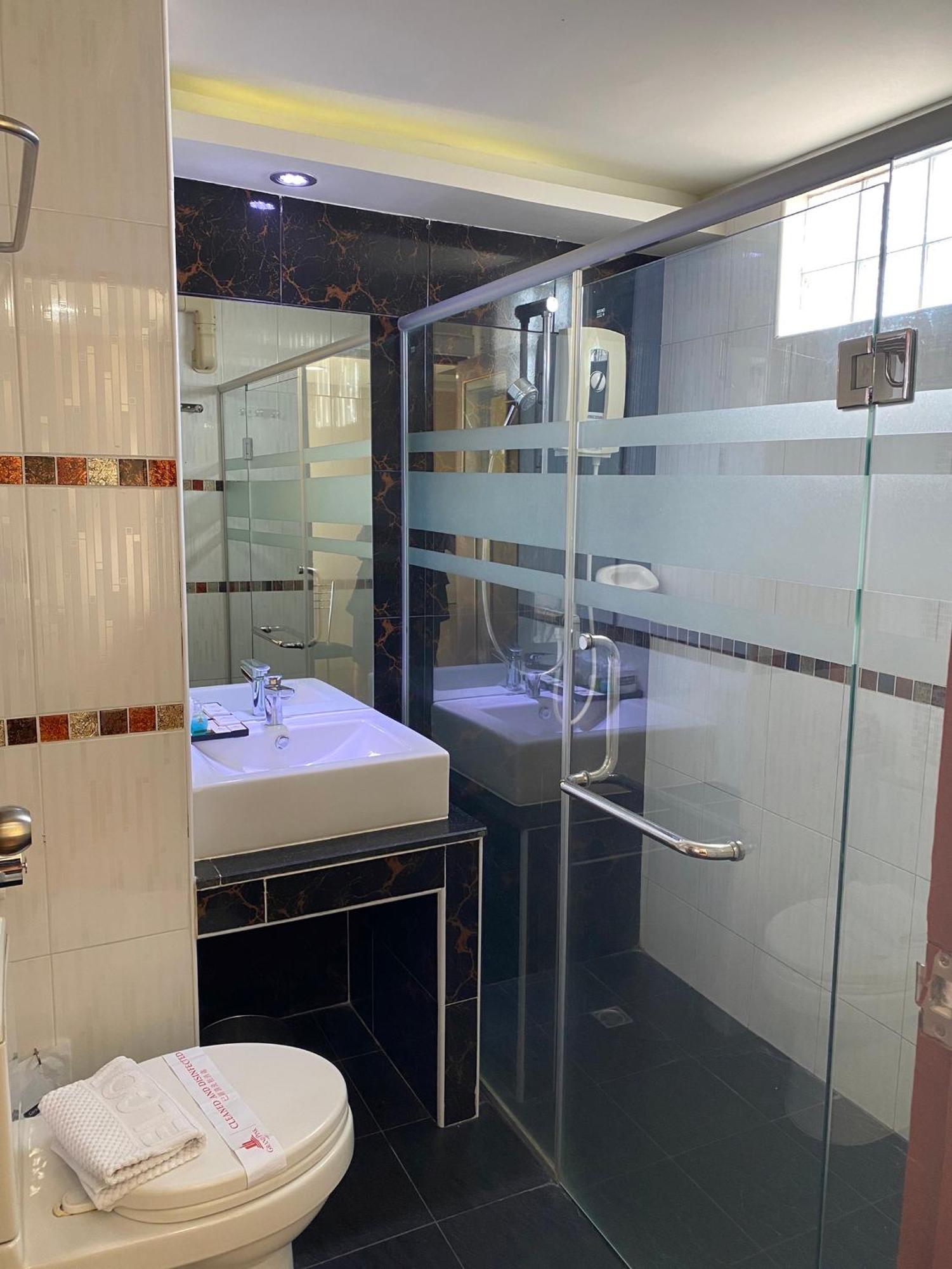 Grand Pink Hotel Hatyai Hat Yai Extérieur photo
