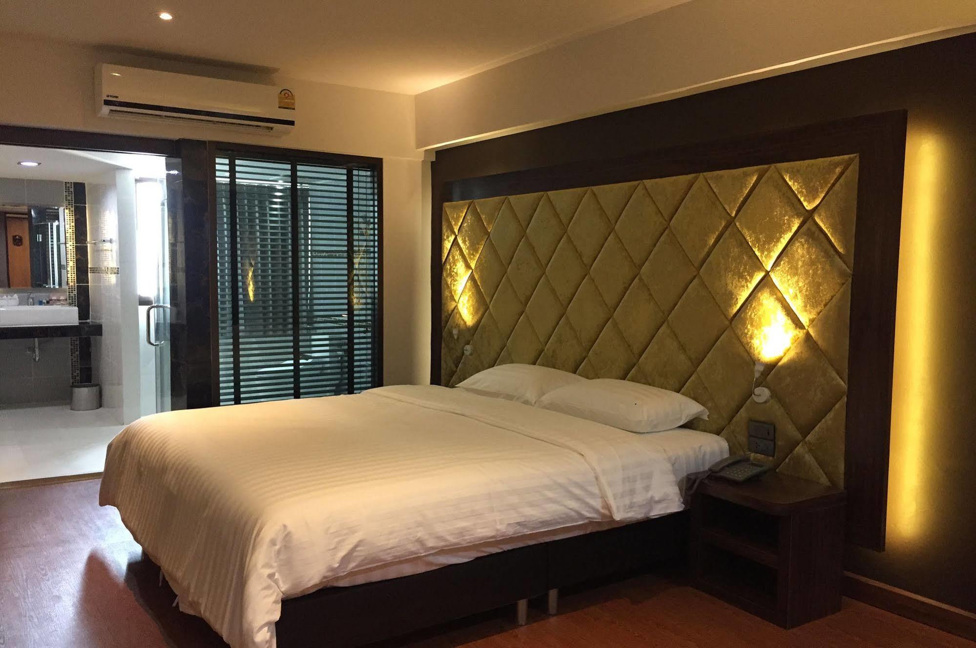 Grand Pink Hotel Hatyai Hat Yai Extérieur photo